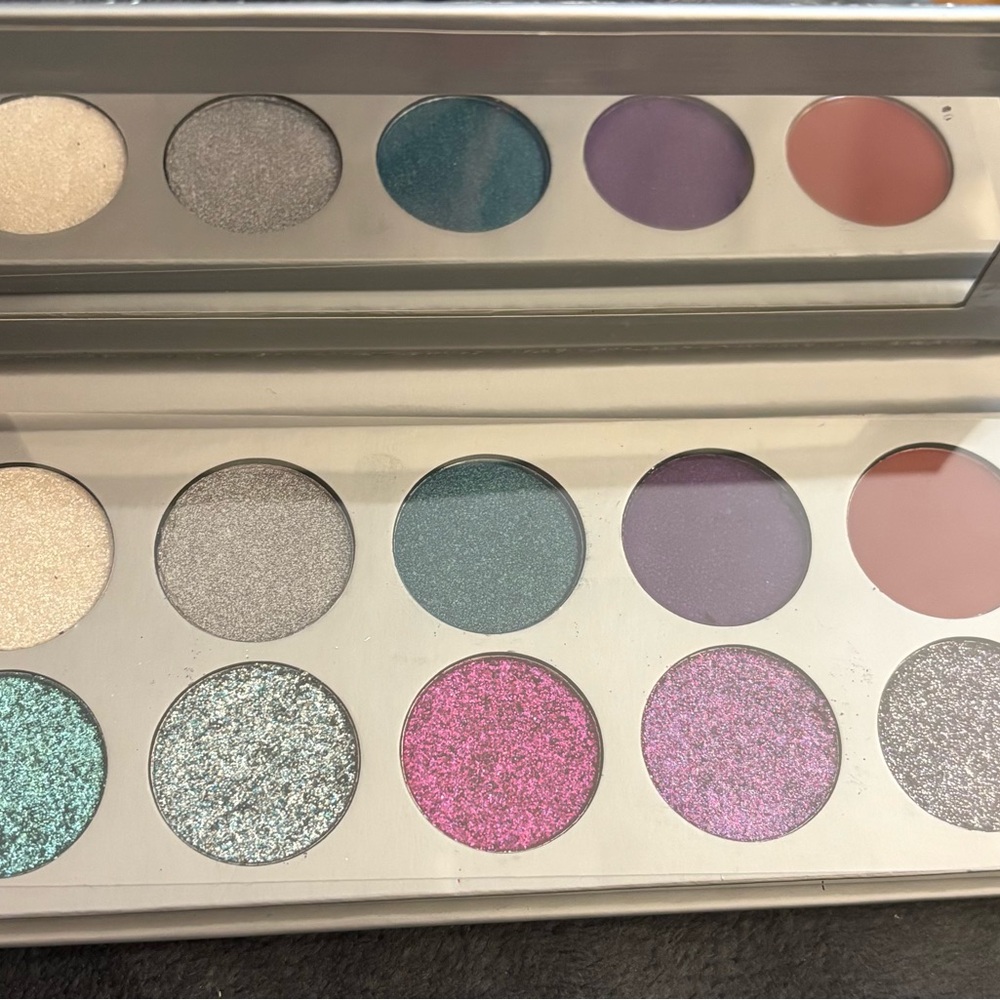 Glitter Eyeshadow Palette - Silver